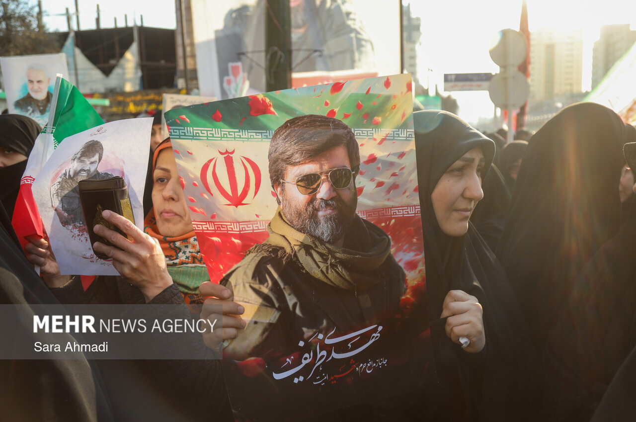 پیکر مطهر شهید مدافع امنیت «مهدی ظریف» در مشهد تشییع شد