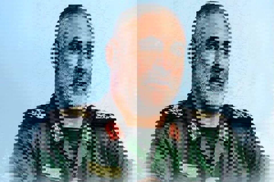 رونمایی کتاب «بفرمایید تو» با موضوع زندگی شهید نورعلی شوشتری