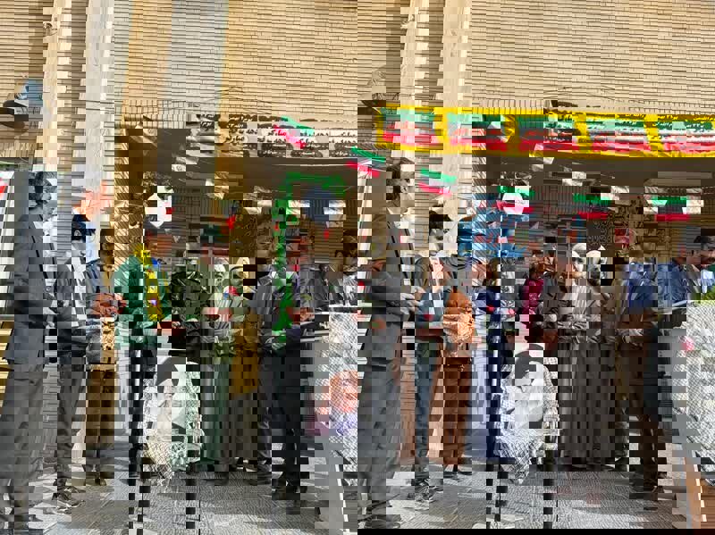 طنین زنگ انقلاب در دبیرستان شریف واقفی چناران