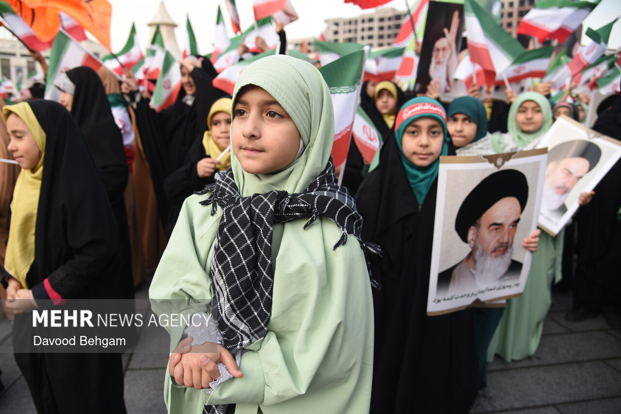 اجرای بیش از ۲۰۰ برنامه همزمان با دهه فجر در تربت جام