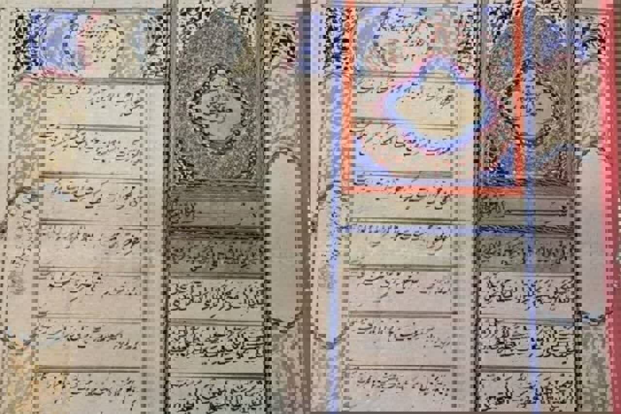 ۱۳۷ سند تاریخی مربوط به نیمه شعبان در کتابخانه حرم رضوی نگهداری می شود