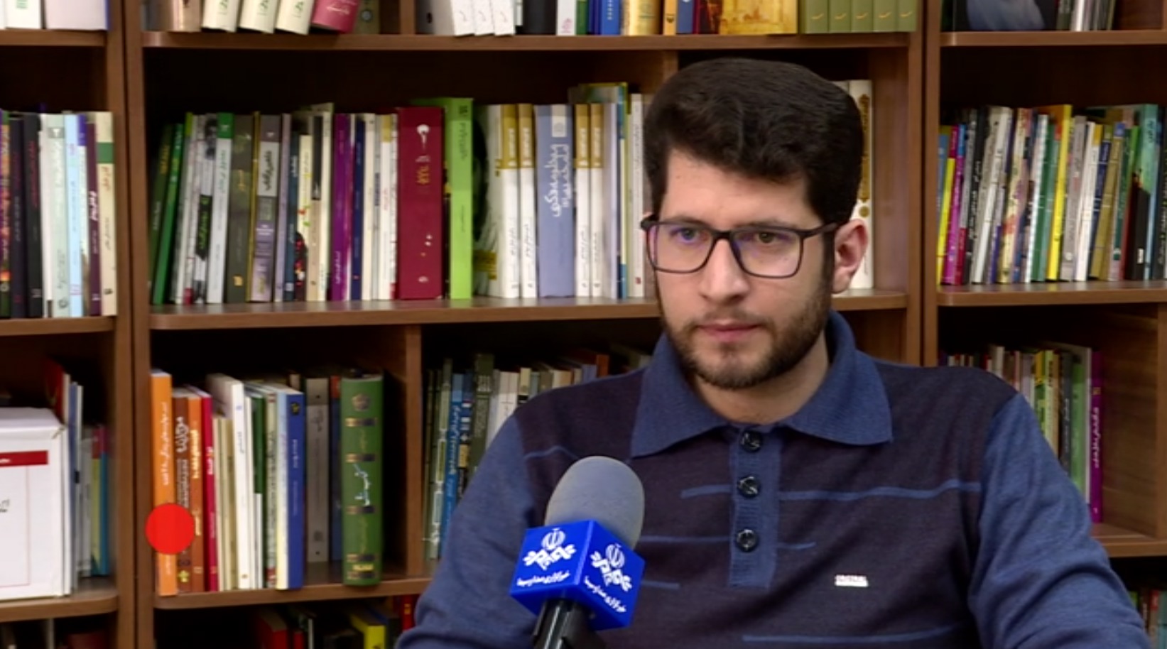 نقد رمان‌ها و روایت‌های تاریخ معاصر در باغ کتاب