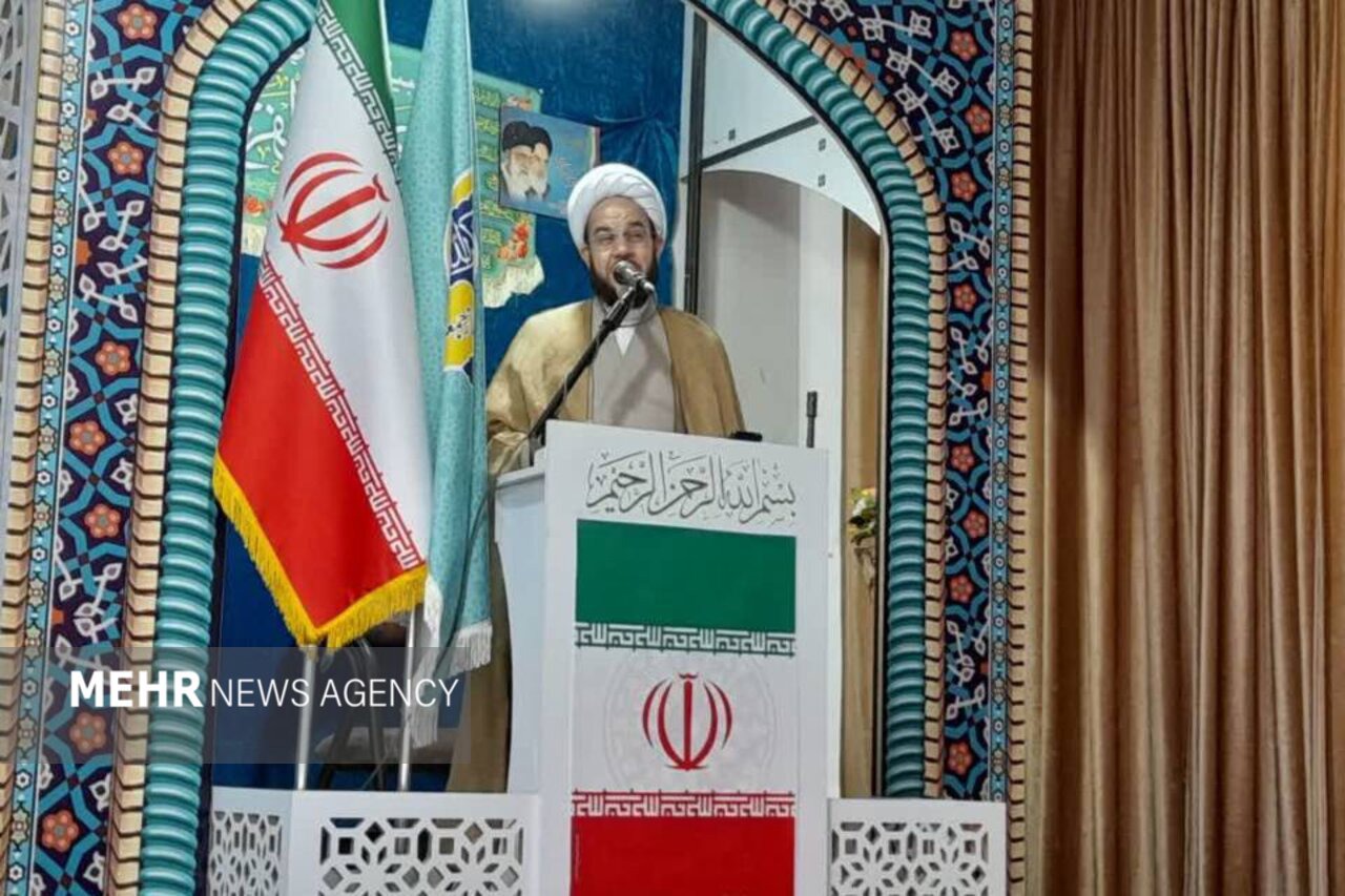 رسیدن به قله‌های پیشرفت و عزت با سختی همراه است