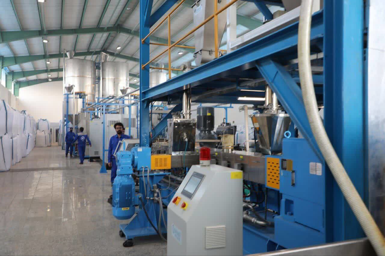 شرکت دانش بنیان پلیمرآذین در اسفراین افتتاح شد