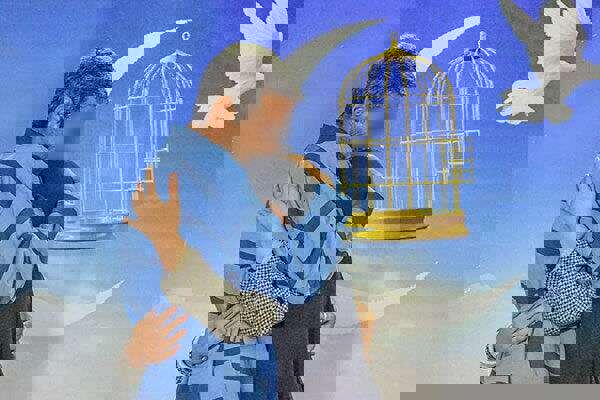 آزادی ۶ زندانی بدهکار مالی با کمک نیکوکار نیشابوری