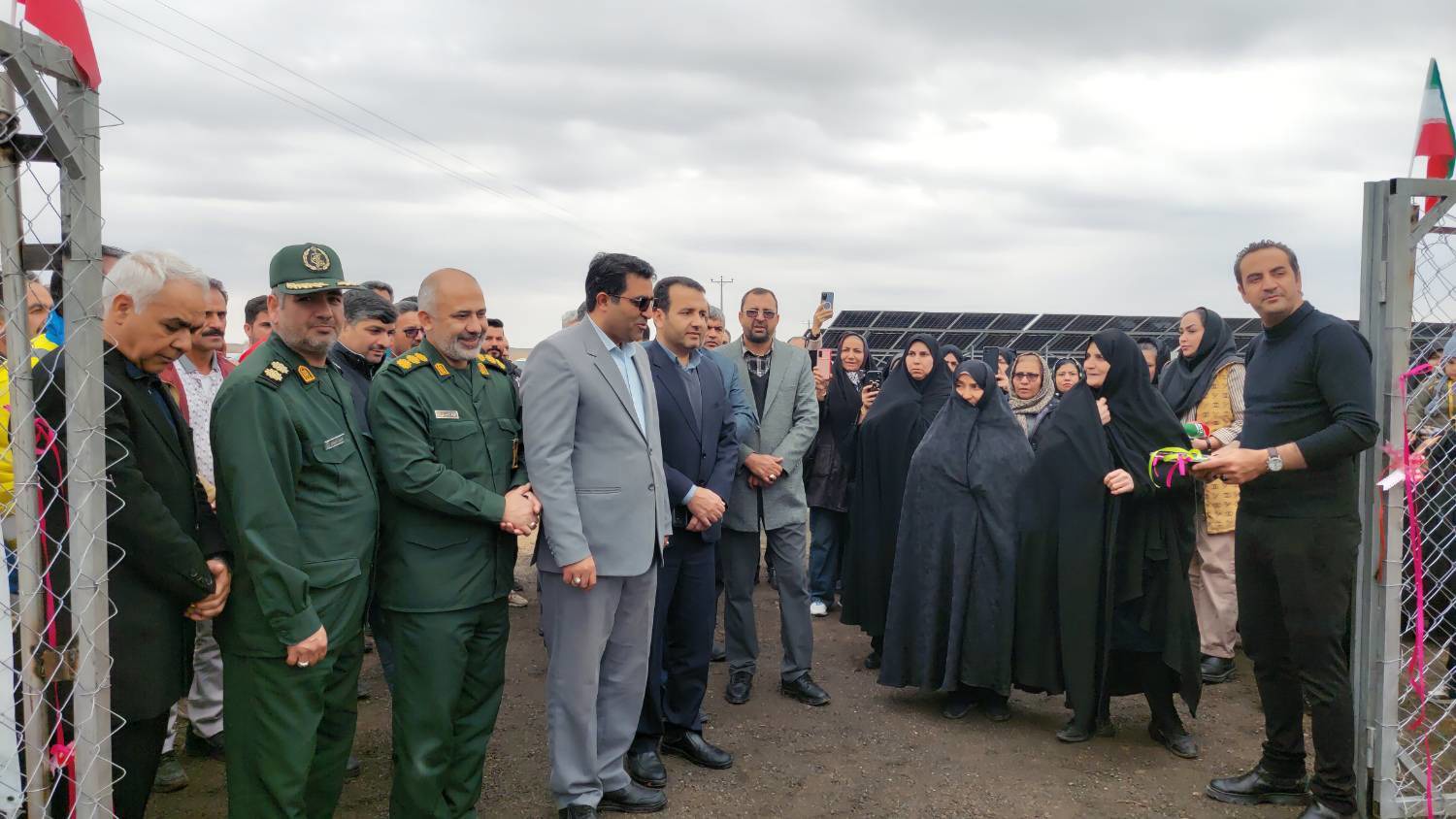 بهره برداری از اولین نیروگاه خورشیدی تجمیعی استان در بردسکن