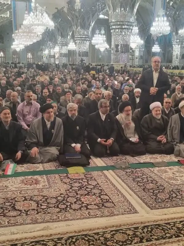 حضور استاندار خراسان رضوی در راهپیمایی یوم الله ۲۲ بهمن مشهد مقدس