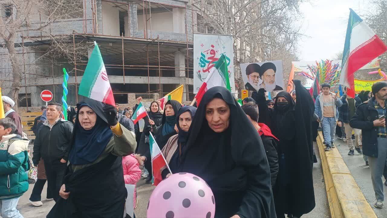 حضور حماسی مردم خراسان شمالی در راهپیمایی ۲۲ بهمن