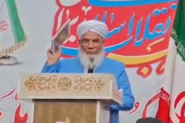 آخوند کمالی: از آمریکا و اسرائیل نترسید فقط از خدا بترسید