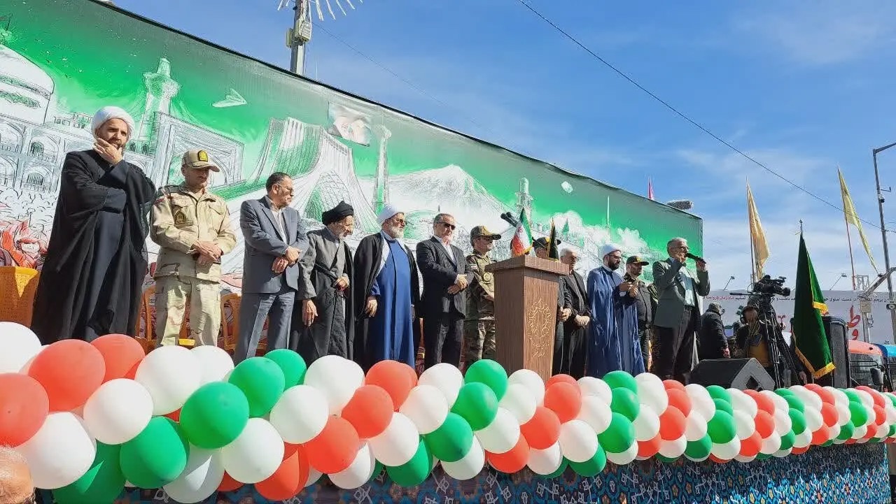 🎬 حضور استاندار خراسان جنوبی در راهپیمایی ۲۲ بهمن