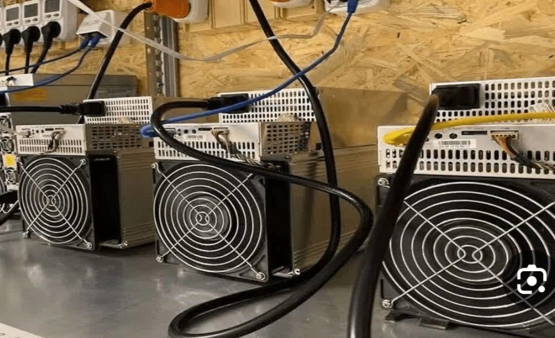 کشف ۱۵۹ دستگاه ماینر غیرمجاز در فریمان