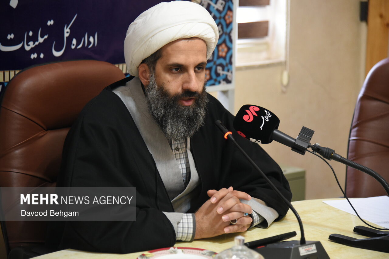 تولید محتوای اختصاصی زندگی با آیه ها ویژه بانوان