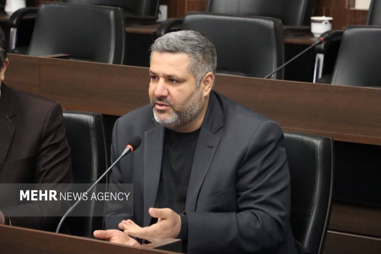 خط مقدم جبهه تهاجمی دشمن، حوزه فرهنگی است