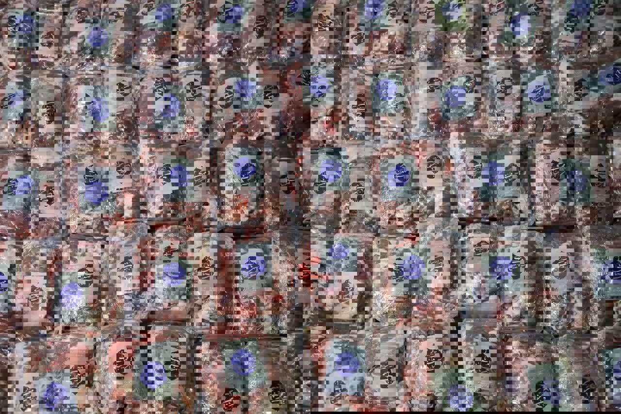 اکبرزاده: ۱۳۸ راس گوسفند ذبح و در بین نیازمندان خراسان شمالی توزیع شد