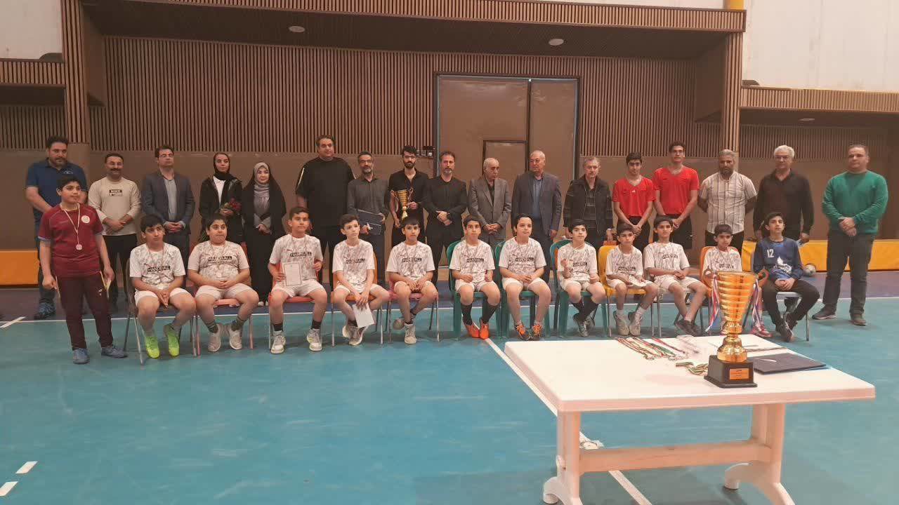 کسب مقام دوم تیم هندبال خردسالان سرخس در خراسان رضوی