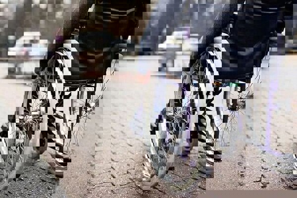 ضرب و شتم یک معلول در آسایشگاه فیاض بخش مشهد؛ ضارب اخراج شد