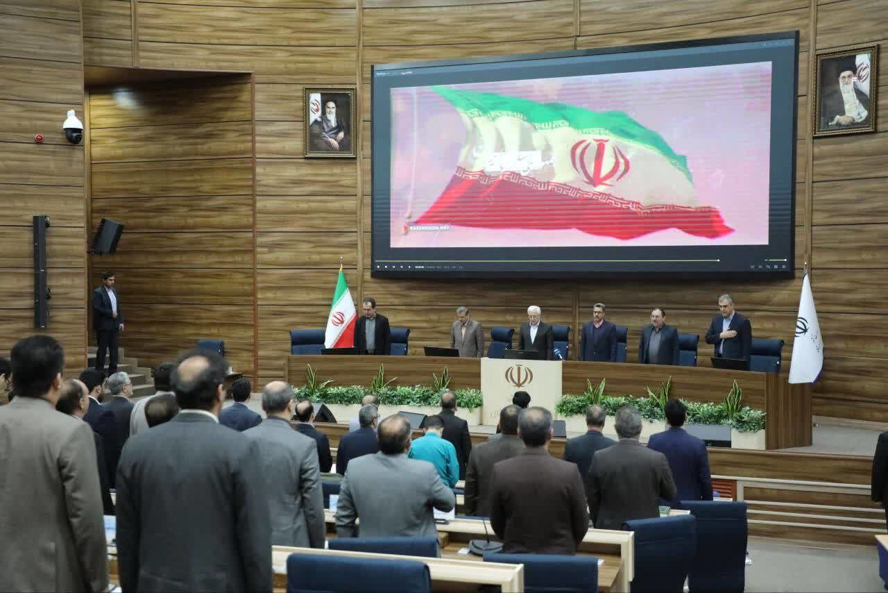 مدیران فعال، محور افزایش درآمد‌های استان باشند