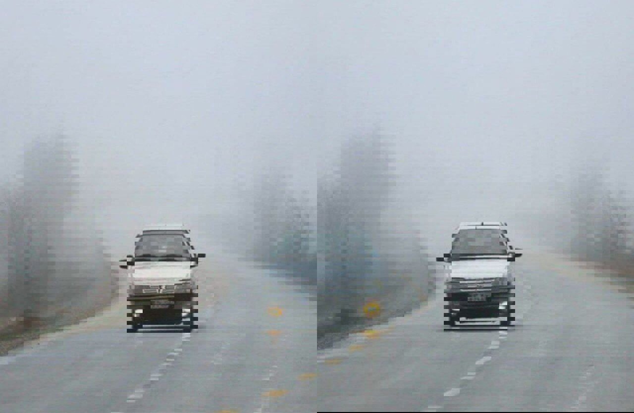 میقانی: بارش برف و مه غلیظ در محورهای خراسان شمالی گزارش شد