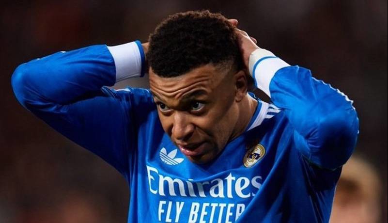 خانه‌نشینی حداقل ۳ هفته‌ای امباپه