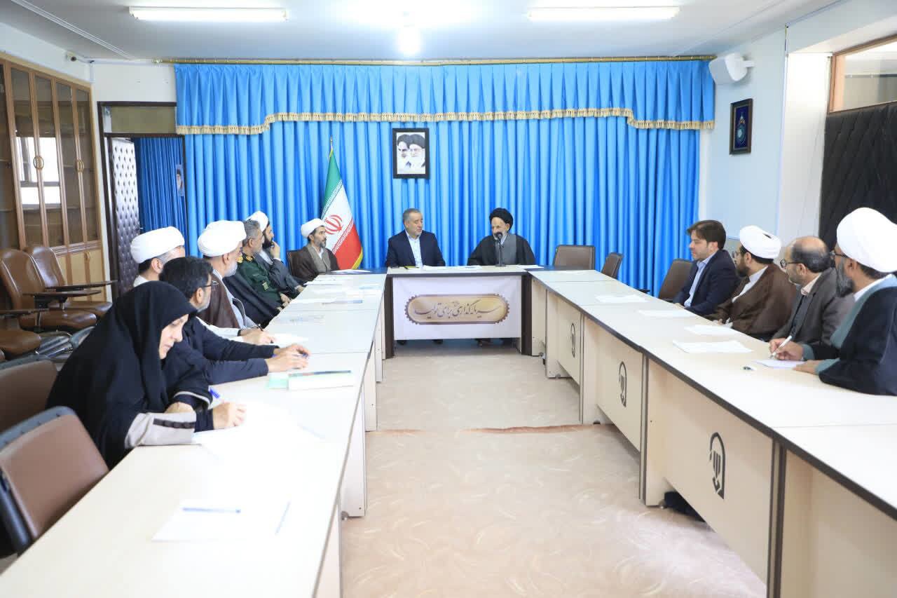 تاکید بر بهره گیری از ظرفیت مساجد برای نوجوانان و جوانان