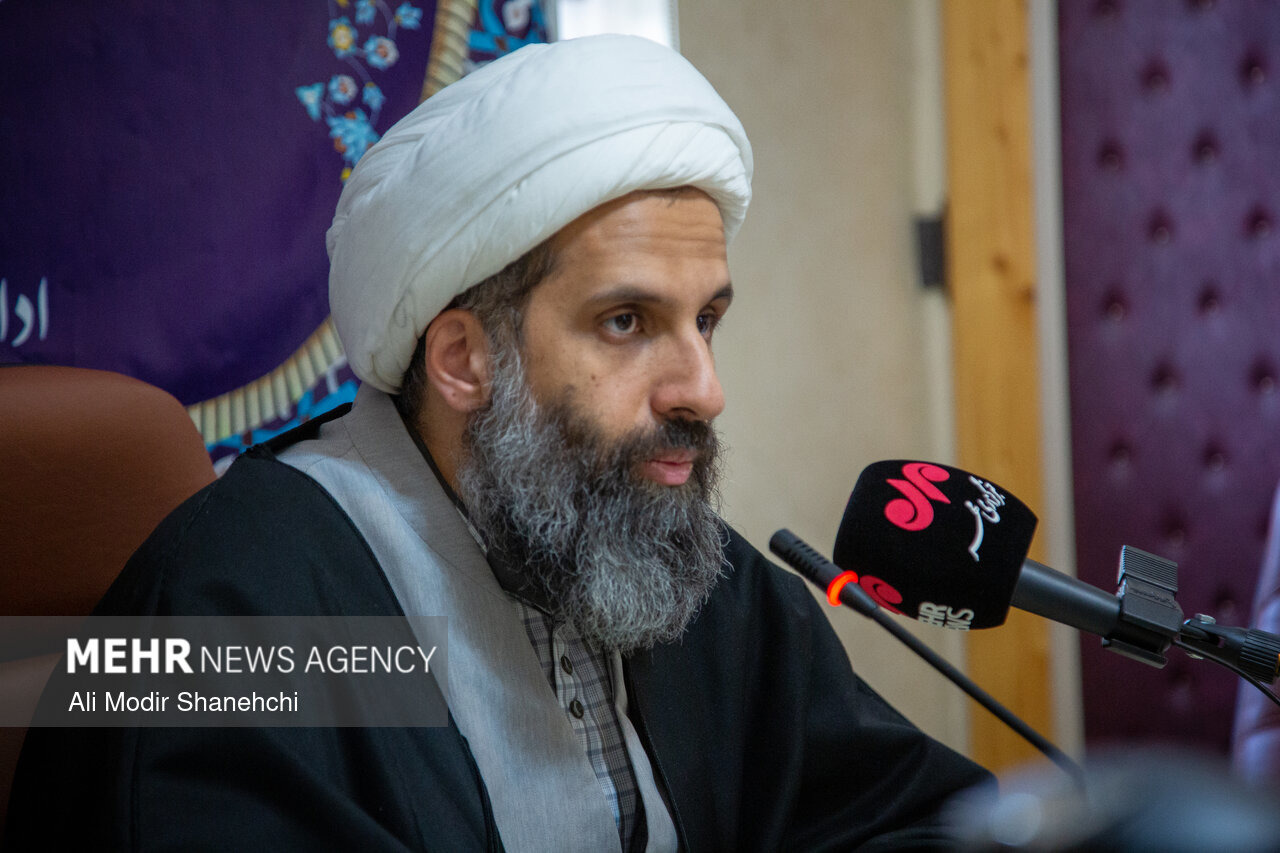 «زندگی با آیه‌هاتلاشی سه‌ساله برای جاری‌سازی قرآن در زیست اجتماعی است