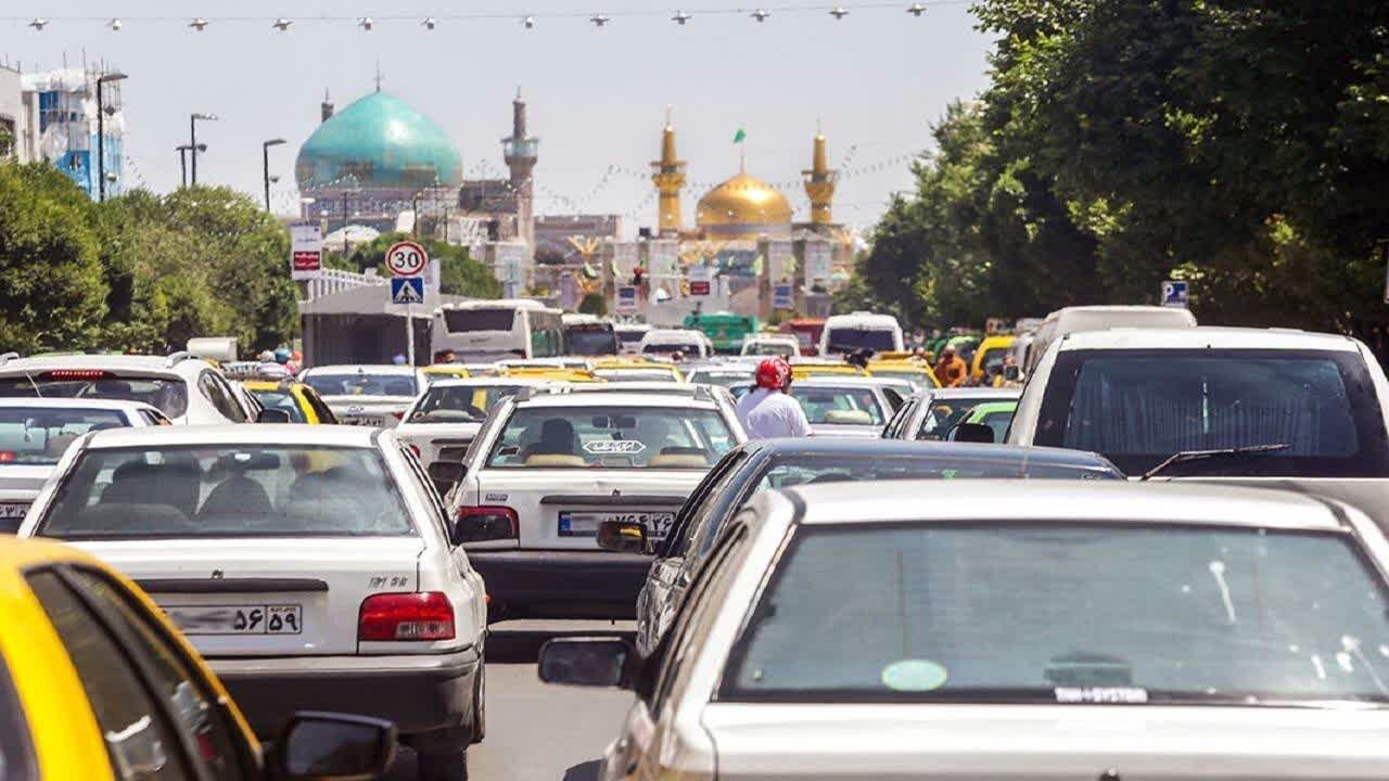 اعمال محدودیت‌های ترافیکی مقطعی در اطراف حرم رضوی در روز عرفه