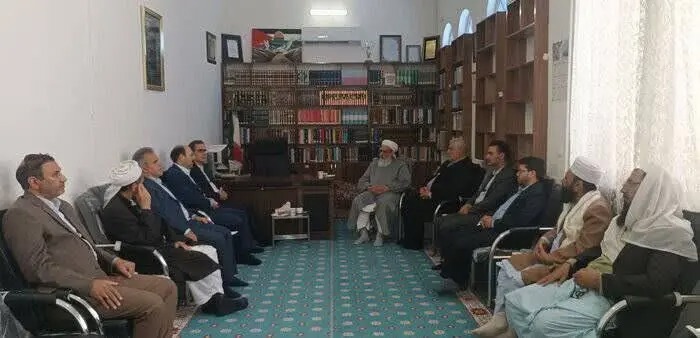 دشمن برای ضربه‌زدن به کشور به دنبال ایجاد تفرقه در بین اقوام و مذاهب مختلف