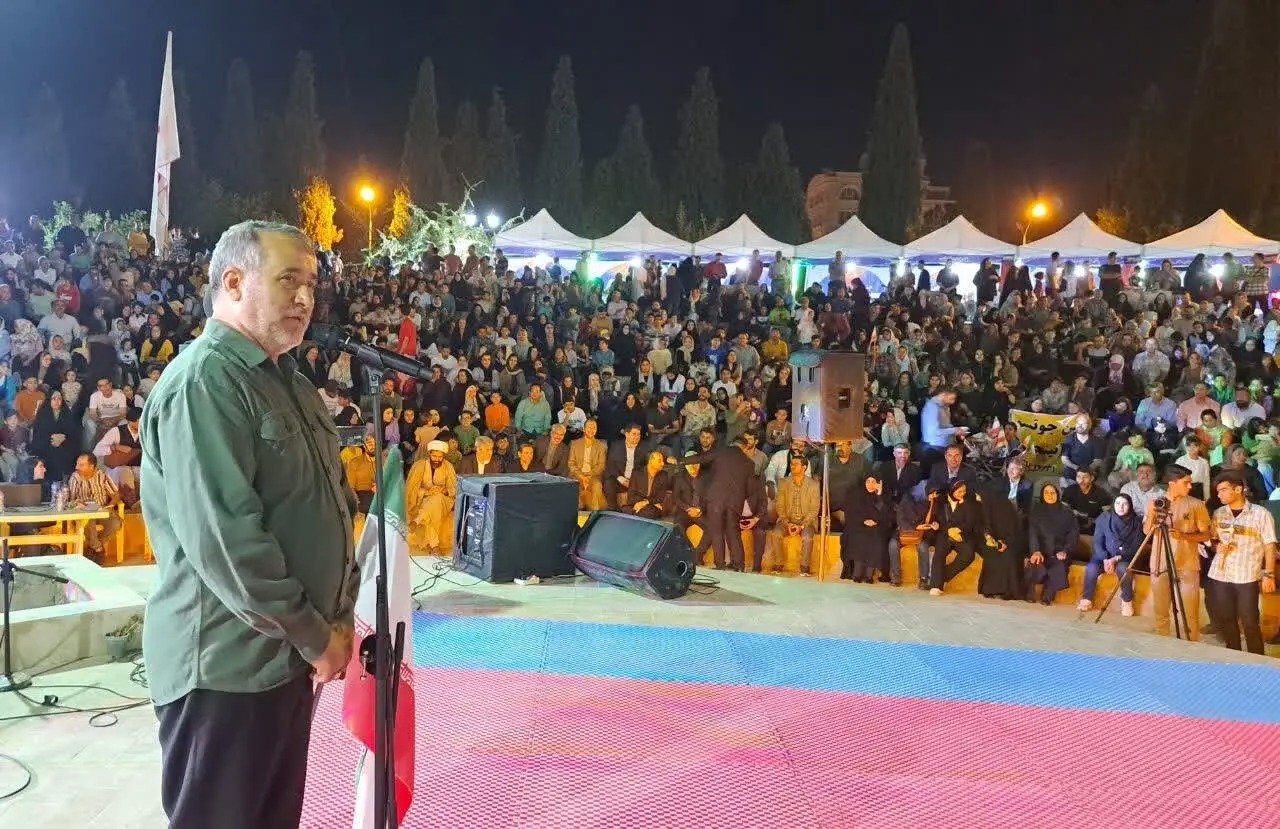 شبی که استاندار در جمع جوانان گم شد