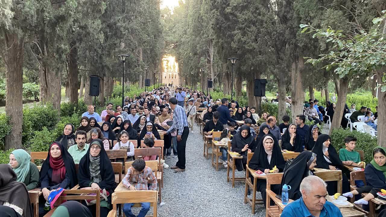 قدردانی از خانواده‌های برتر حوزه جوانی جمعیت دانشگاه بیرجند