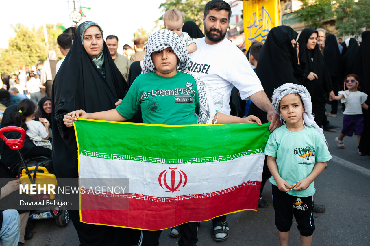 حضور مشهدی ها در جشن «در پناه غدیر»؛مهمونی غدیر آغاز شد