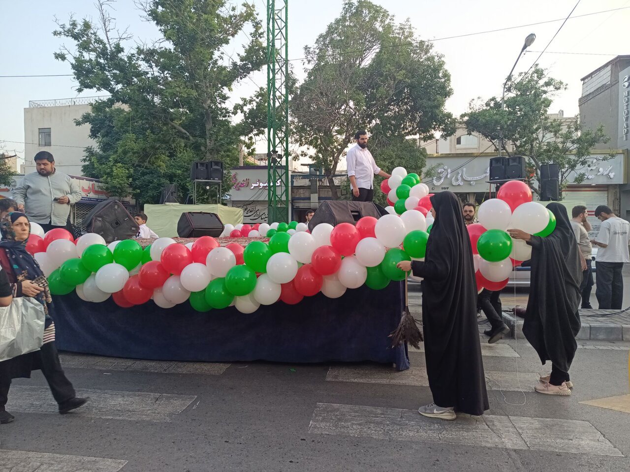 برپایی موکب‌های بازی ویژه کودکان در مهمونی کیلومتری غدیر مشهد