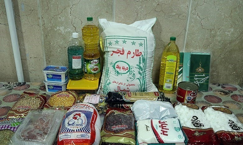 توزیع ۳۶۰ بسته معیشتی بین خانواده‌های زندانیان نیازمند نیشابور