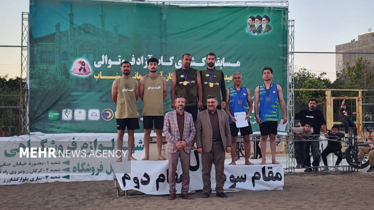 مسابقات فوتوالی «گرامیداشت فرشتگان آسمانی میناب» در بجنورد برگزار شد