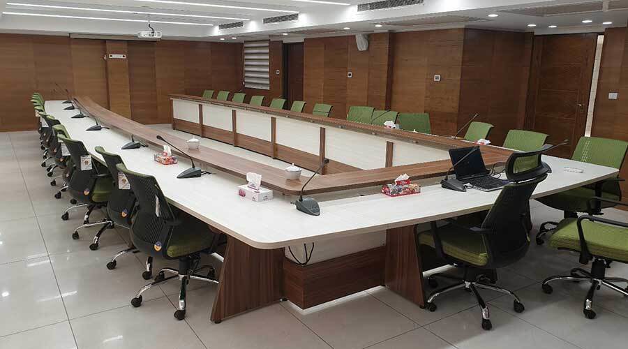 برگزاری جلسات اداری بین ساعت ۸ تا ۱۲ ممنوع