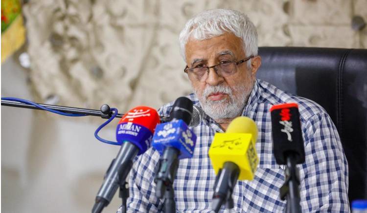 گلعلی بابایی؛ راویِ دقیقِ حماسه‌های دفاع مقدس