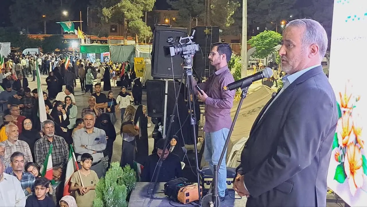 زندگی با آیه‌ها، مؤثرترین راه مقابله با آسیب‌های اجتماعی و توطئه‌های فرهنگی