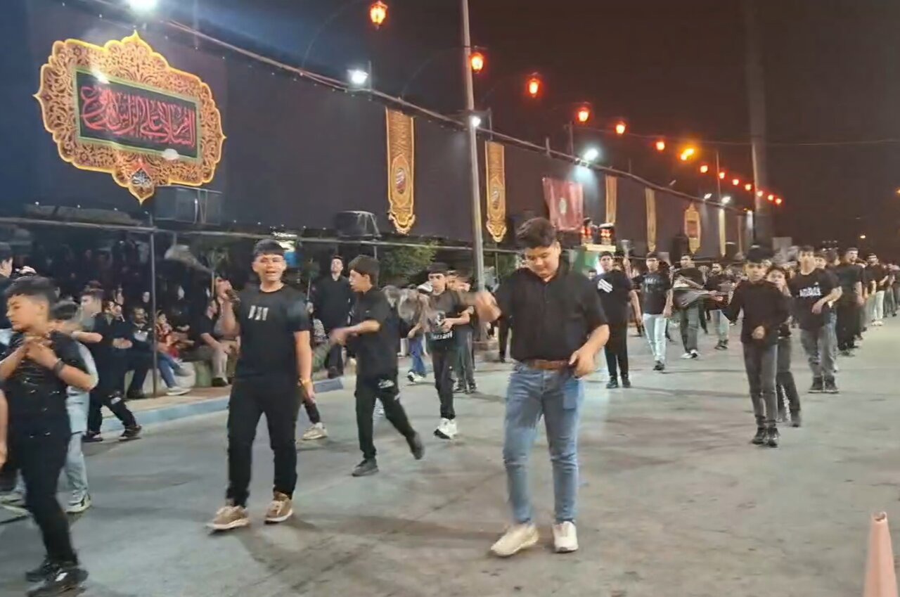 زنجیر زنی هیئات مذهبی بجنورد در شب دوم محرم