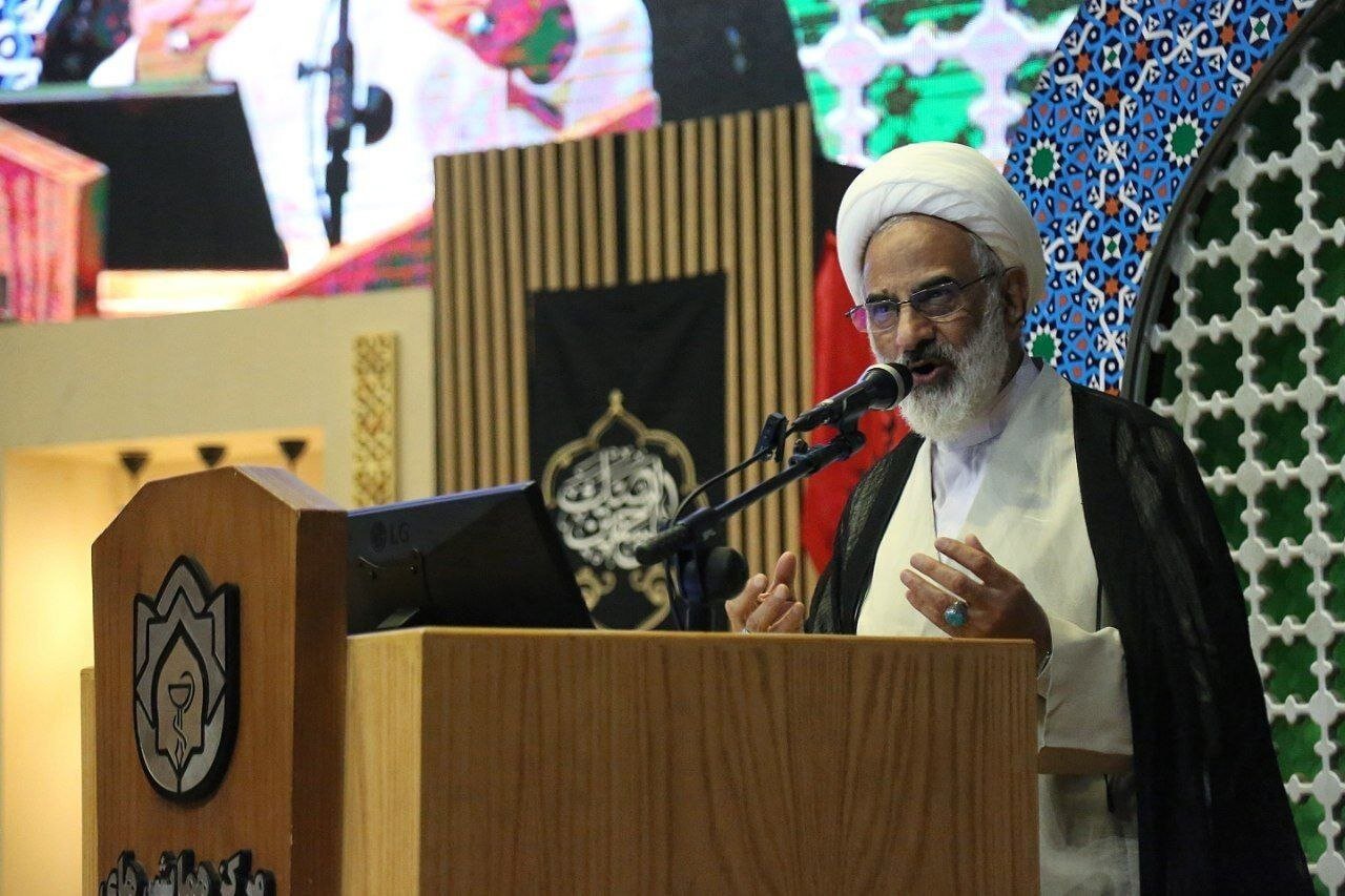 ملت ایران مسیر خود را در مخالفت با ظلم و اشغالگری ادامه می‌دهد