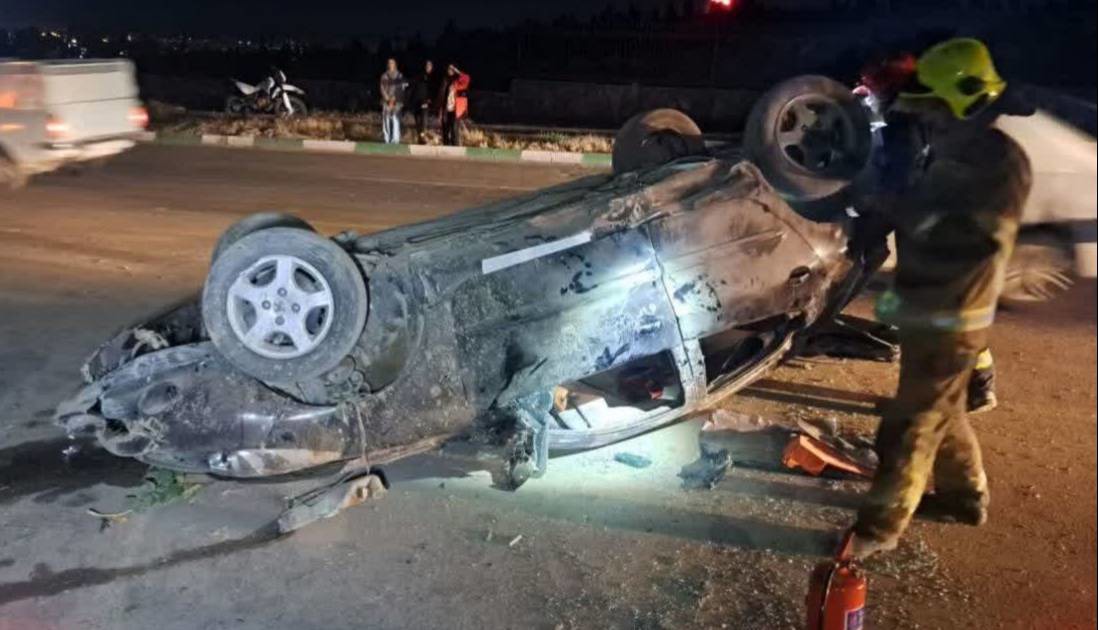 واژگونی پژو ۲۰۶ در بلوار نماز