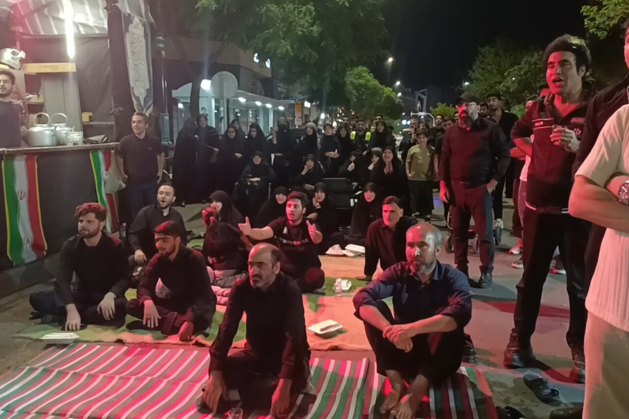 حس و حال مشهدی ها در جریان بازی درخشان تیم ملی فوتبال کشورمان