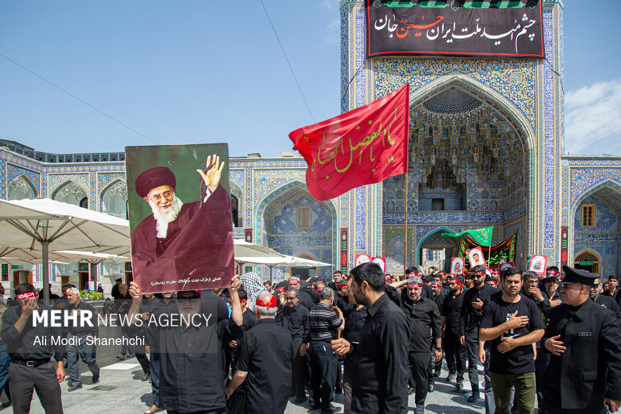 آستان خورشید در سوگ علمدار؛ مشهدالرضا (ع) یکپارچه در ماتم سقای کربلا