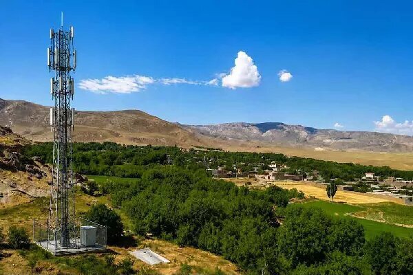 بهره مندی ۷۰ خانوار روستایی درمیان از پوشش تلفن و اینترنت پرسرعت همراه
