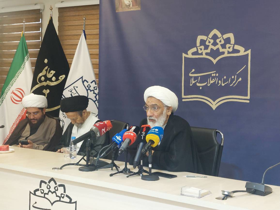 انقلاب اسلامی با اسناد معتبر، الگویی برای شناخت تاریخ معاصر است