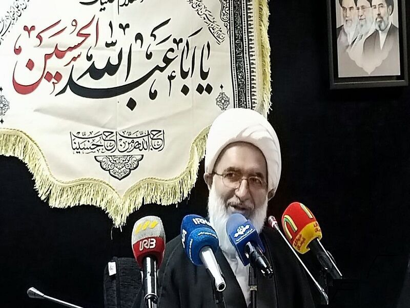 نگاه تمدنی رهبر شهید انقلاب در زمینه شعر و ادبیات