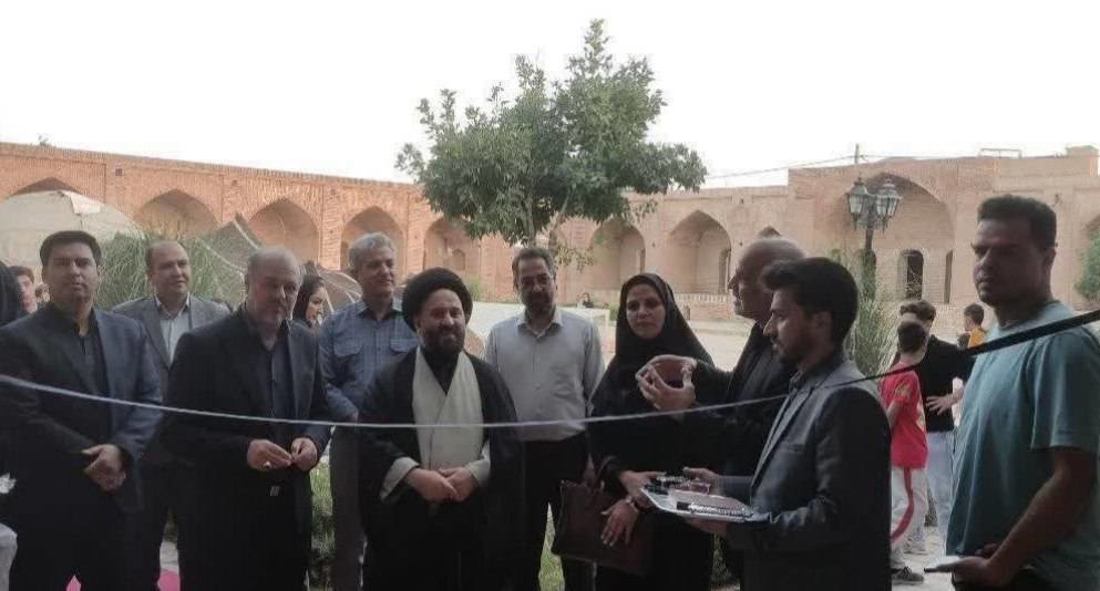 افتتاح نمایشگاه صنایع دستی هنرمندان چهار استان در فریمان