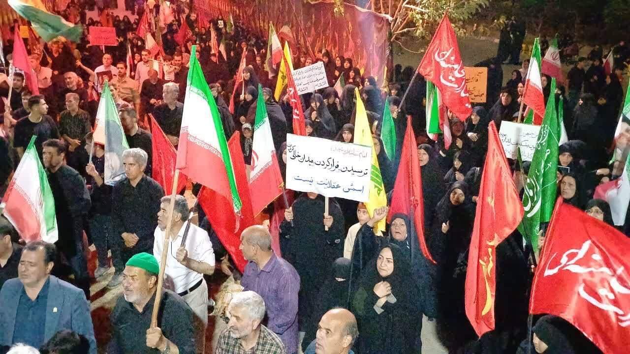 شور و حماسه آفرینی مردم تربت حیدریه در صد و بیست و چهارمین شب