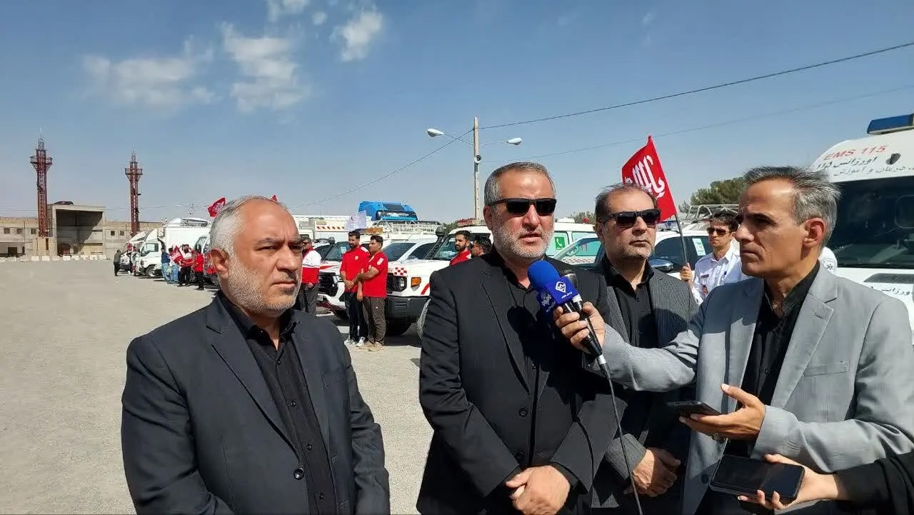 ۱۰۰ دستگاه ماشین‌آلات برای خدمت‌رسانی در مراسم تشییع رهبر شهید(ره) اعزام شد