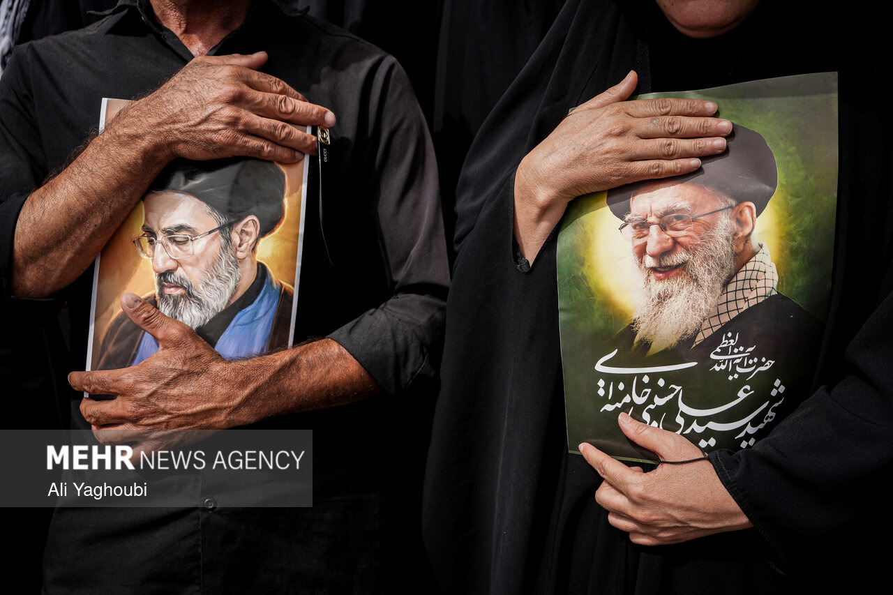 موکب بزرگ بجنوردی‌ها به‌مناسبت وداع با رهبر شهید