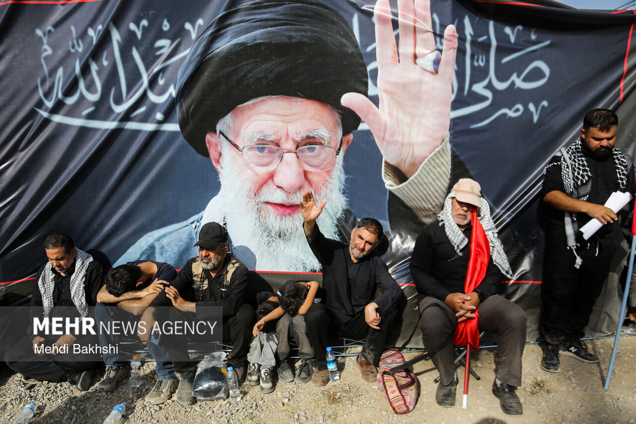 اعزام زائران به مراسم تشییع و بدرقه امام شهید در مشهد مقدس