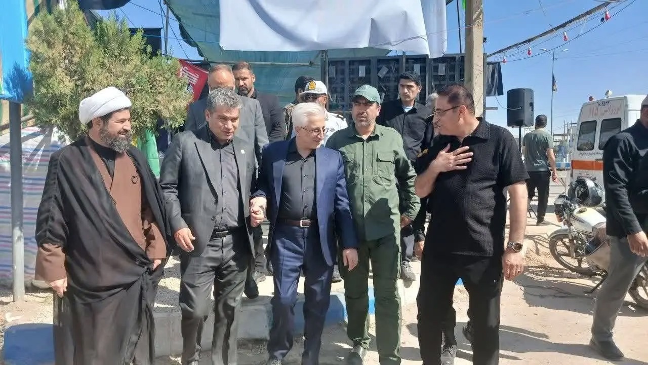 بازدید استاندار از موکب‌های شهرستان‌های شیروان و فاروج در مسیر زائران مشهد